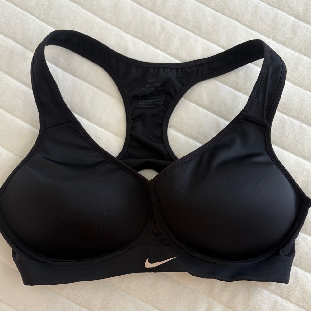 Nike sports bra, Sz 36B